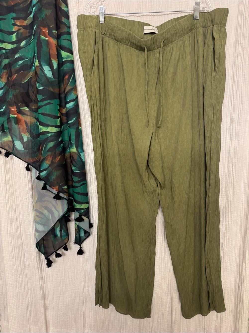Abercrombie & Fitch Olive Green Wide-Leg Drawstring Pants